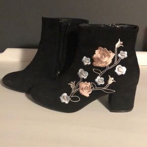 Cute black suede with floral accent ankle boots